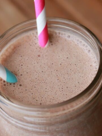 Skinny Chocolate Peanut Butter Smoothie
