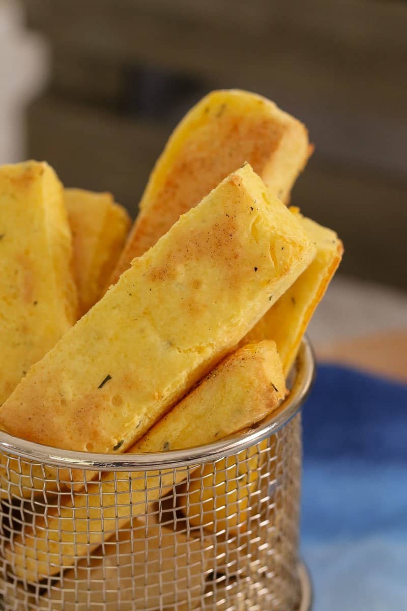Find out how to make Thermomix polenta chips... they're easy, they're delicious PLUS they're oven-baked!