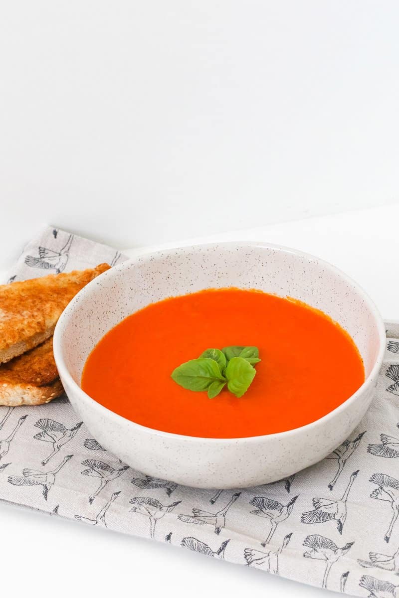 A deliciously healthy Thermomix Tomato Soup recipe based on the original Jamie Oliver recipe... but converted to the Thermomix! 