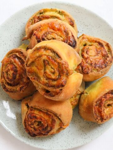 Our Thermomix Pesto & Cheese Scrolls are made using the famous 2 ingredient dough recipe... a quick and easy lunch box recipe!