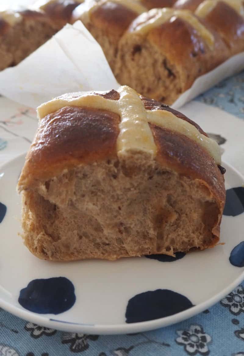 Easy Thermomix Hot Cross Buns recipe