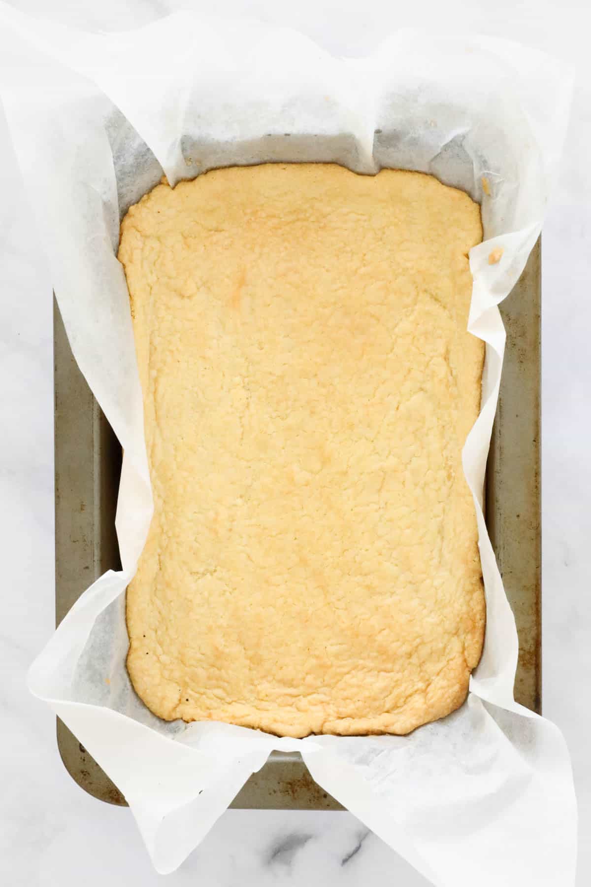 A baked slice base.