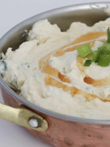 A creamy dip with sweet chilli sauce.