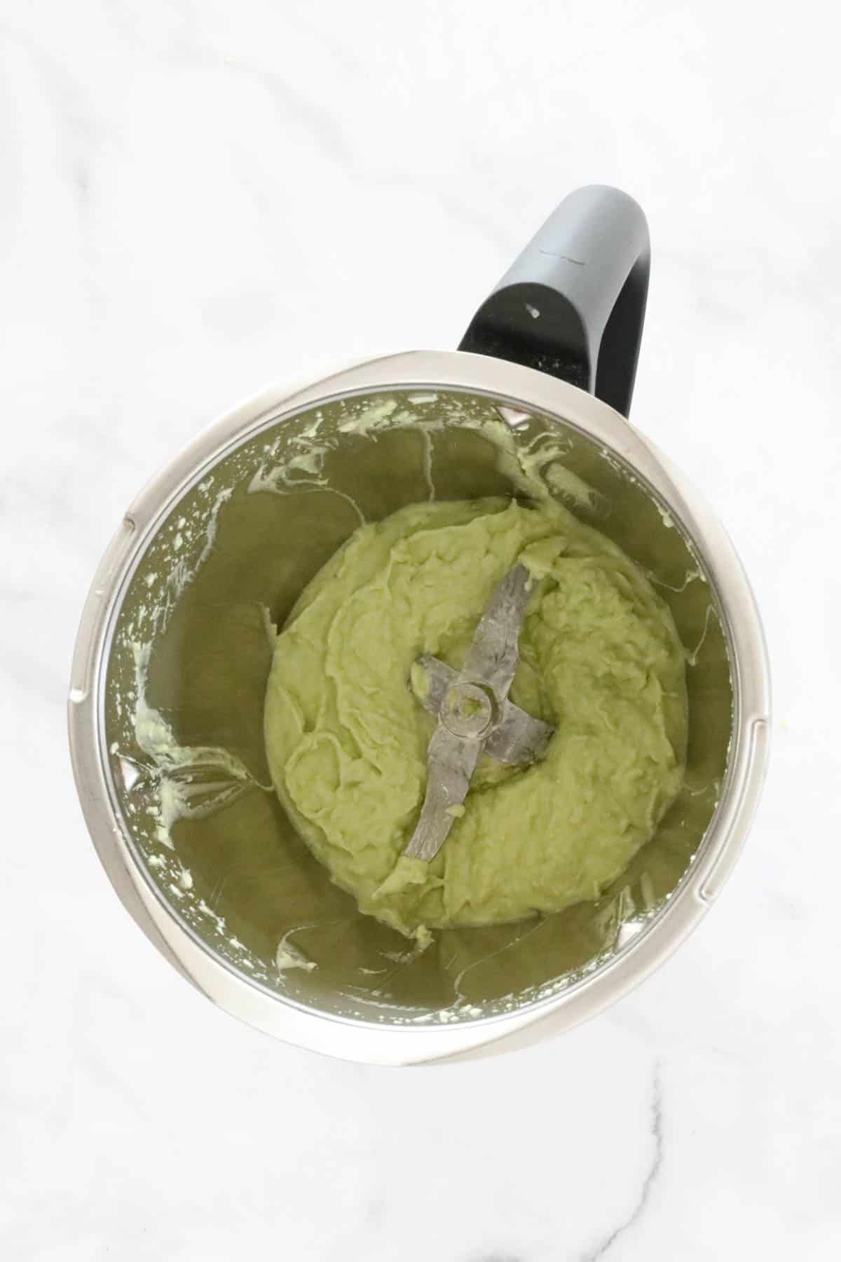 Avocado mixture in a Thermomix.