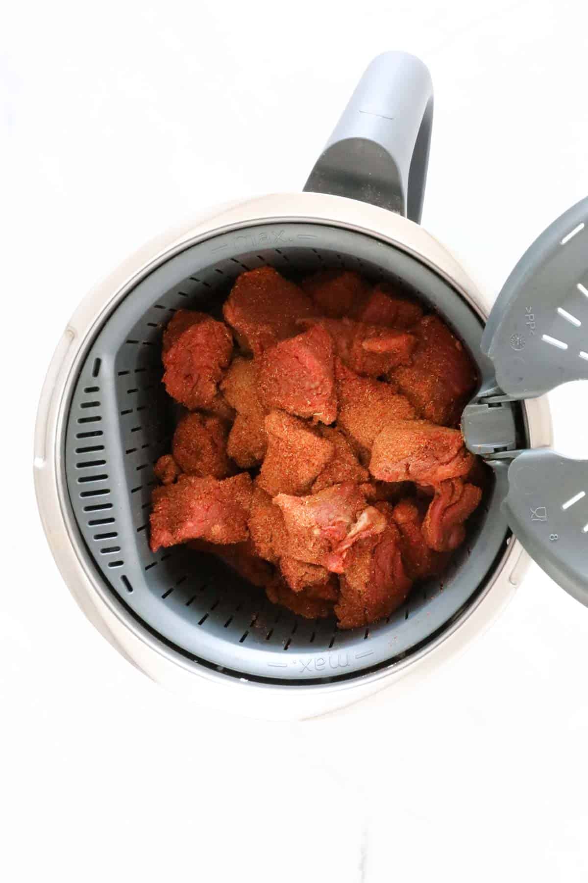 Beef in the simmering basket in a Thermomix.