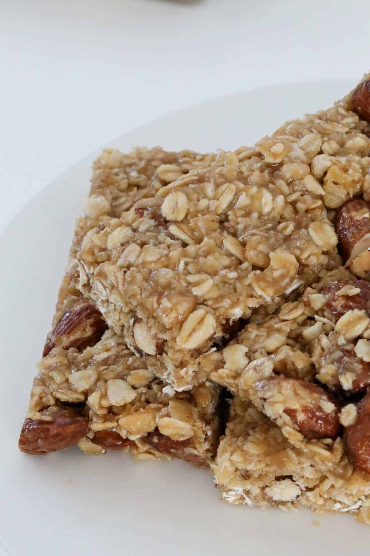 Oat slice with almonds.