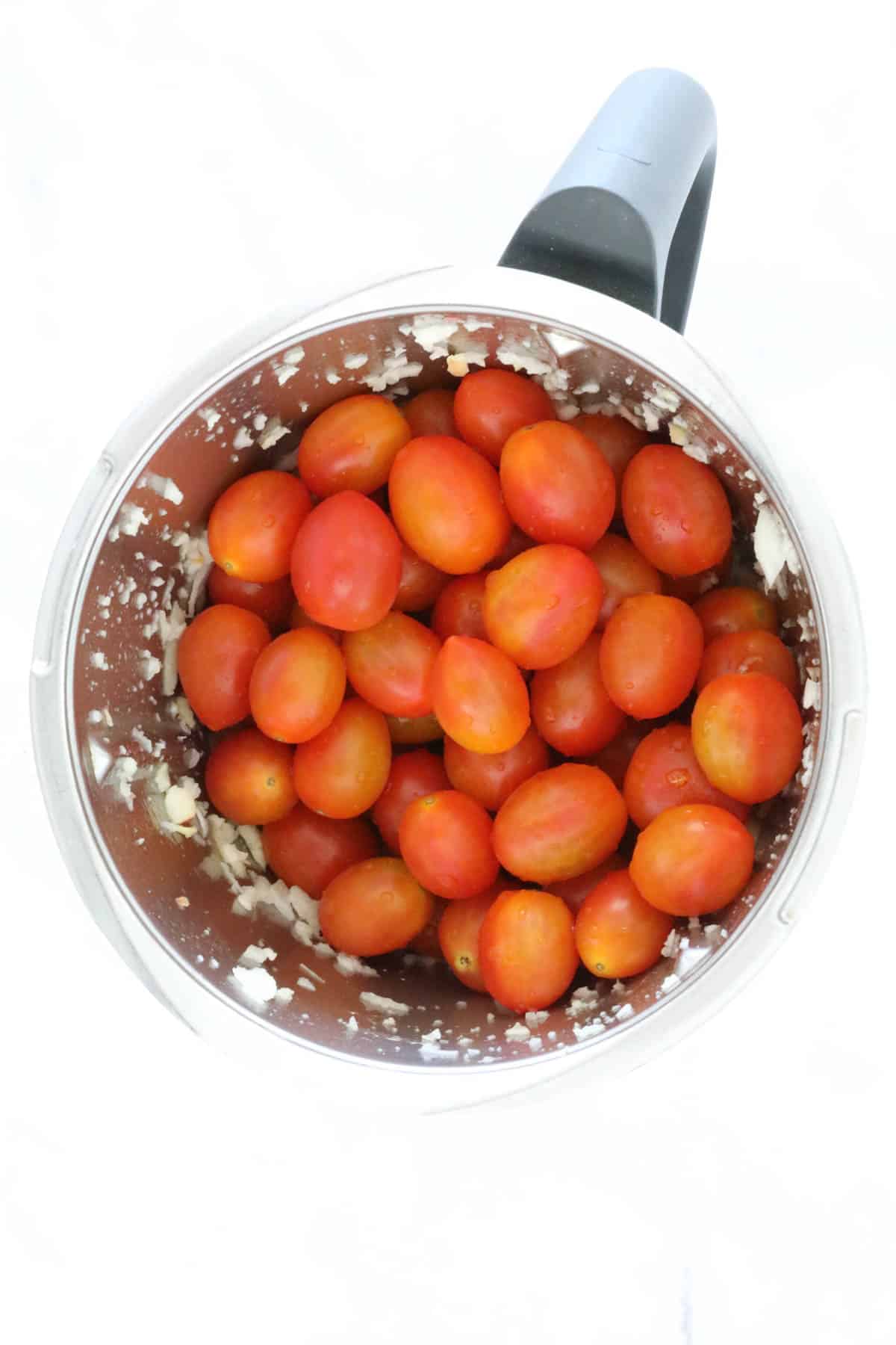Cherry tomatoes ina Thermomix.