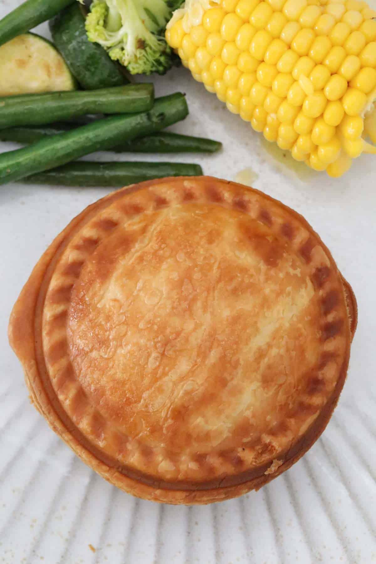 A crunchy pastry pie cooked in the pie maker.