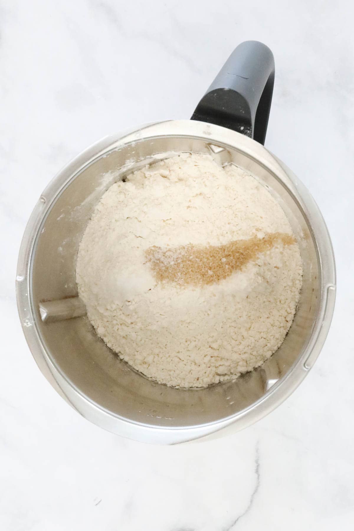 Flour and oil in a Thermomix.