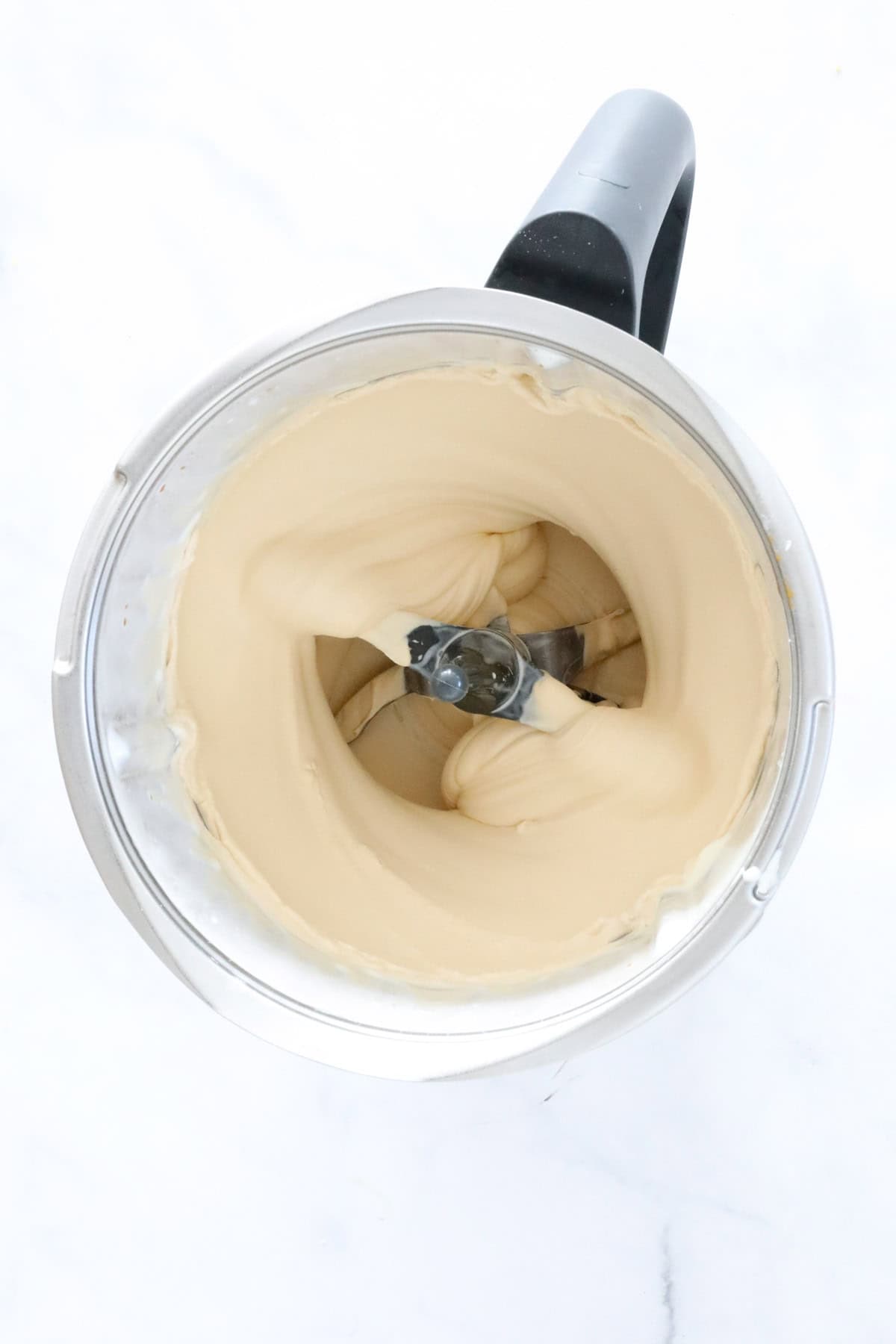 Caramel whipped cream in a Thermomix.