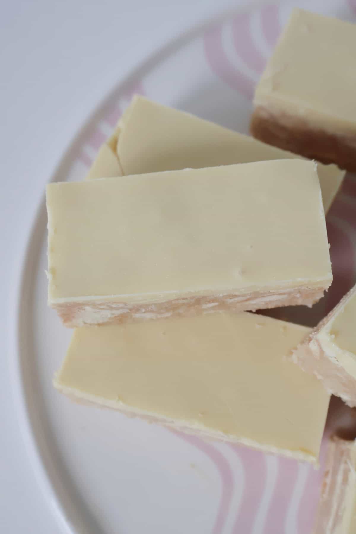 overhead view of white chocolate hedgehog slice pieces.
